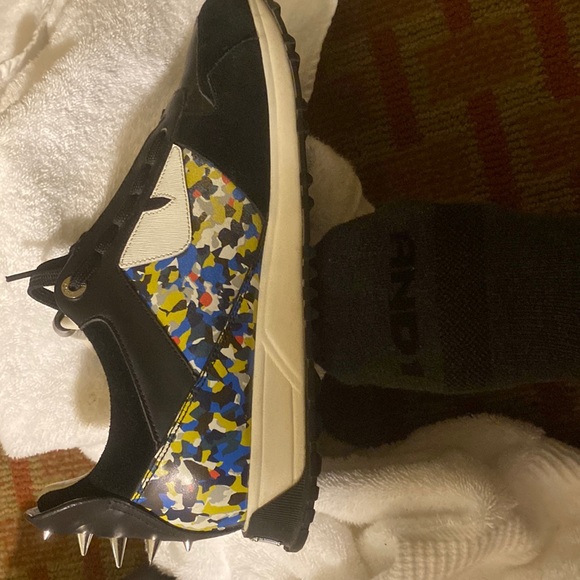 Fendi shoes - Picture 1 of 4